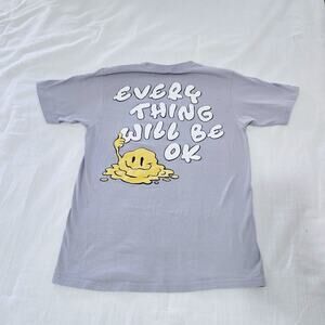 Red eight melting smiley face graphic shirt, size small